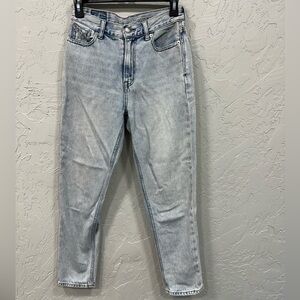 American Eagle Mom Jeans 0 Short | High Rise Light Wash 100% Cotton AE